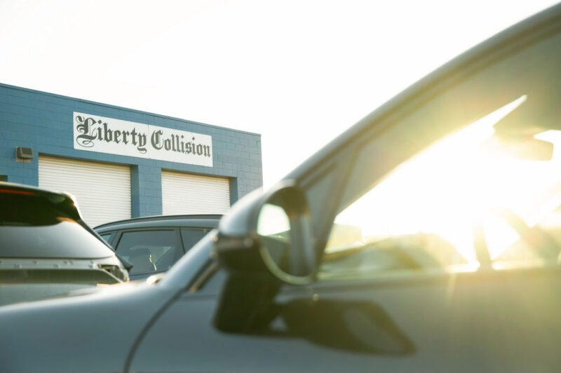imgi_6_LemairePhotoLibertyCollision17-800x532